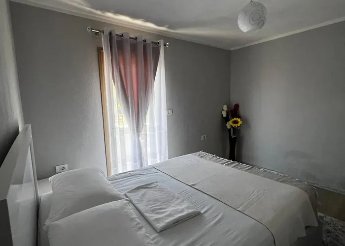 L&d Apartamento Pogradec